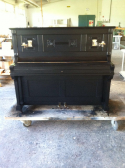 Restauration-Klavier-01.jpg